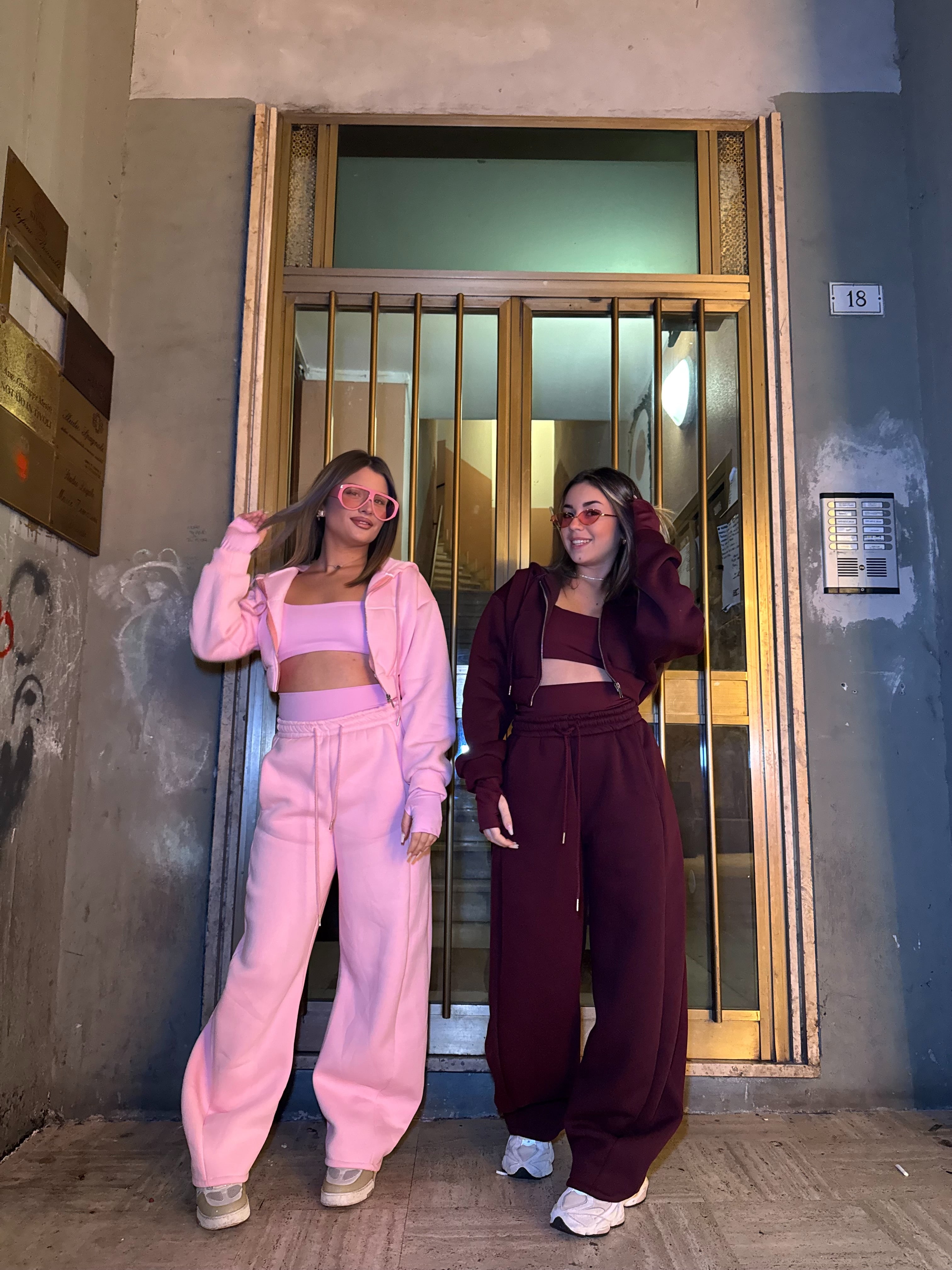 Carica il video: Cicos abbigliamento video show